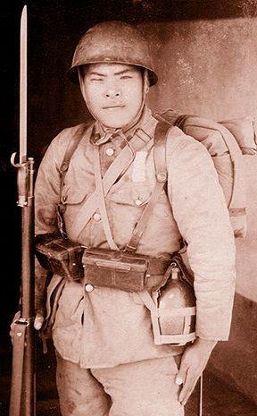 Another Japanese with Arisaka bayonet and ammo pouches