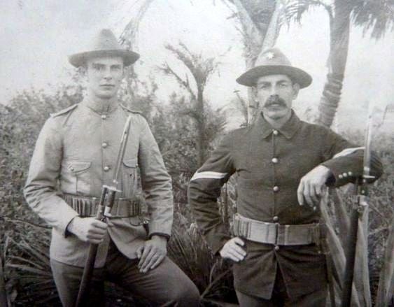 US soldiers with Krag bayonets, American-Spanish War 1898
